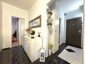 Chodba - Prodej bytu 4+1 v družstevním vlastnictví 92 m², Teplice