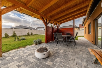 Prodej domu 138 m², Černovice