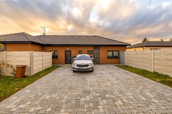 Prodej domu 138 m², Černovice