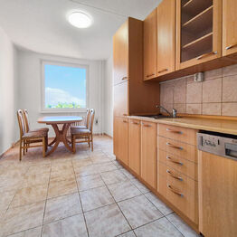 Pronájem bytu 3+1 v osobním vlastnictví 77 m², Praha 8 - Bohnice