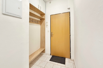 Pronájem bytu 1+1 v osobním vlastnictví 30 m², Praha 4 - Krč