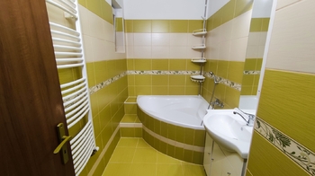 Prodej bytu 3+1 v osobním vlastnictví 90 m², Štíty