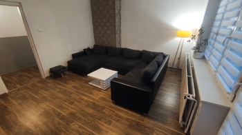 Prodej bytu 3+1 v osobním vlastnictví 90 m², Štíty