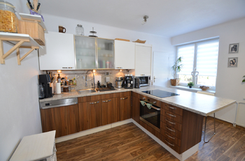 Prodej bytu 3+1 v osobním vlastnictví 81 m², Štíty