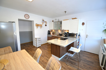 Prodej bytu 3+1 v osobním vlastnictví 81 m², Štíty