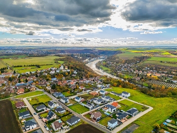 Prodej pozemku 791 m², Větrušice