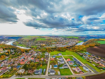 Prodej pozemku 791 m², Větrušice