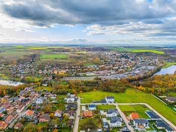 Prodej pozemku 791 m², Větrušice