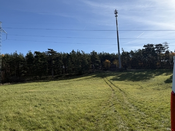 Prodej pozemku 16453 m², Nečín