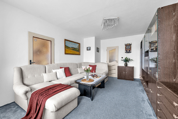 Prodej bytu 3+1 v osobním vlastnictví 80 m², Praha 9 - Vinoř