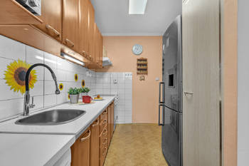 Prodej bytu 3+1 v osobním vlastnictví 80 m², Praha 9 - Vinoř