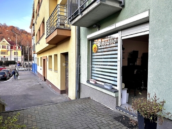 Pronájem obchodních prostor 14 m², Praha 5 - Košíře