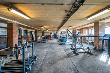 Výrobní, skladový areál Troubsko - Pronájem skladovacích prostor 3000 m², Troubsko