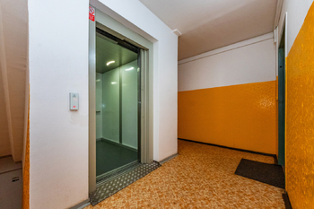 Prodej bytu 3+kk v osobním vlastnictví 54 m², Praha 8 - Bohnice