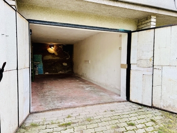 Prodej garáže 21 m², Znojmo