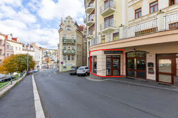 Prodej obchodních prostor 31 m², Karlovy Vary