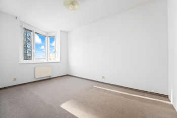 Prodej bytu 2+kk v osobním vlastnictví 66 m², Praha 5 - Hlubočepy