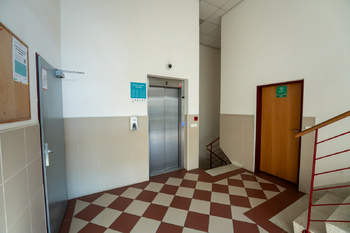 Prodej bytu 2+kk v osobním vlastnictví 66 m², Praha 5 - Hlubočepy