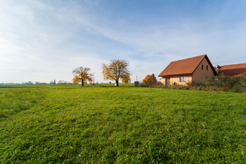 Prodej pozemku 1072 m², Všechlapy