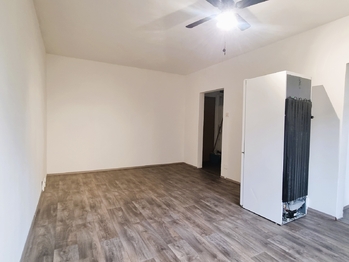 Pronájem bytu 1+kk v osobním vlastnictví 30 m², Praha 4 - Chodov