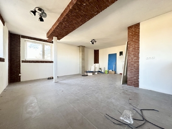 Prodej obchodních prostor 150 m², Jindřichův Hradec