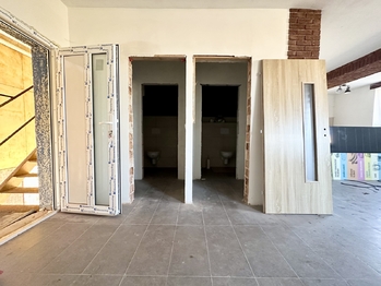 Prodej obchodních prostor 150 m², Jindřichův Hradec