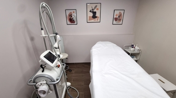 Pronájem obchodních prostor 165 m², Praha 8 - Karlín