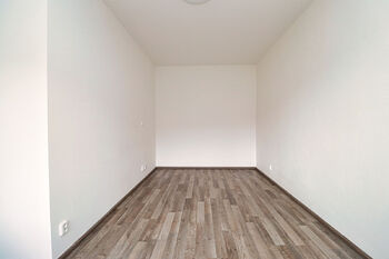 Pronájem bytu 1+1 v osobním vlastnictví 40 m², Praha 4 - Nusle