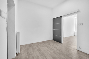 Pronájem bytu 2+1 v osobním vlastnictví 61 m², Hradec Králové