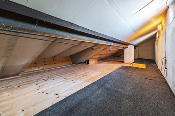 Podkroví - Pronájem bytu 3+kk v osobním vlastnictví 188 m², Praha 9 - Satalice