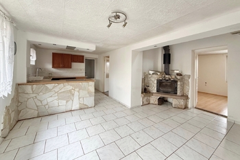 kuchyně - Prodej domu 152 m², Neratovice