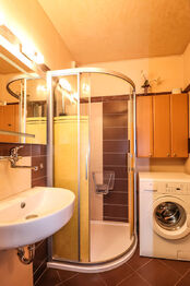 Prodej bytu 3+1 v osobním vlastnictví 76 m², Praha 4 - Chodov