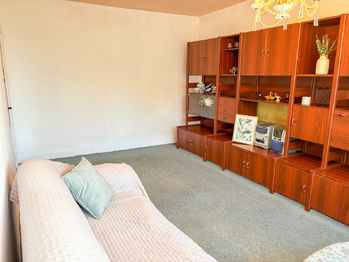 obývací pokoj - Prodej bytu 3+1 v osobním vlastnictví 87 m², Varnsdorf