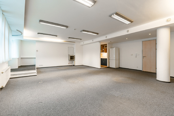 Pronájem kancelářských prostor 103 m², Praha 5 - Smíchov