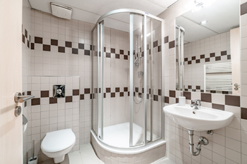 Pronájem kancelářských prostor 103 m², Praha 5 - Smíchov