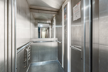 Pronájem kancelářských prostor 103 m², Praha 5 - Smíchov