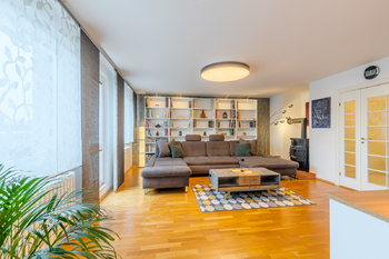 Prodej bytu 3+1 v osobním vlastnictví 136 m², Praha 5 - Hlubočepy