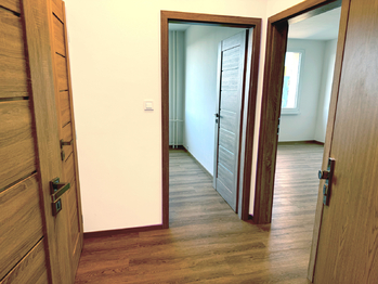 Pronájem bytu 2+kk v osobním vlastnictví 38 m², Praha 4 - Libuš