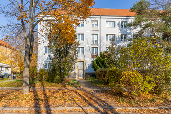 Prodej bytu 1+kk v osobním vlastnictví 24 m², Praha 10 - Strašnice