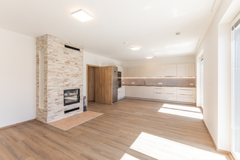 Pronájem domu 107 m², Praha 9 - Hostavice