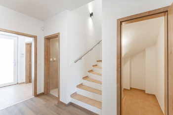 Pronájem domu 107 m², Praha 9 - Hostavice