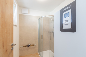 Pronájem domu 107 m², Praha 9 - Hostavice