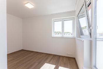 Pronájem domu 107 m², Praha 9 - Hostavice