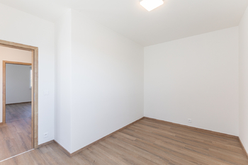 Pronájem domu 107 m², Praha 9 - Hostavice