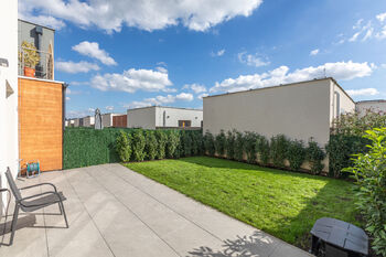 Pronájem domu 107 m², Praha 9 - Hostavice