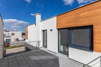 Pronájem domu 107 m², Praha 9 - Hostavice