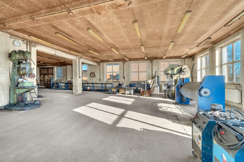 Pronájem skladovacích prostor 1280 m², Doubravice