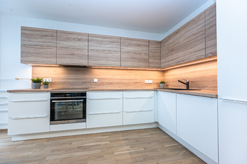 Pronájem bytu 3+kk v osobním vlastnictví 70 m², Praha 4 - Kamýk