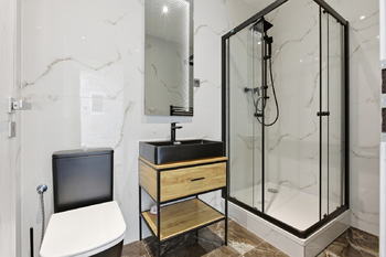 Prodej nájemního domu 378 m², Oleška