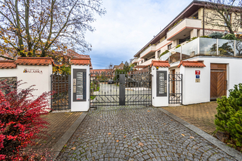 Pronájem bytu 1+kk v osobním vlastnictví 33 m², Praha 7 - Troja